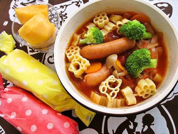 NUI CHO BÉ HÌNH HELLO KITTY (GÓI 120GR)
