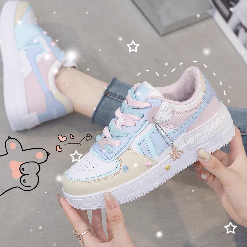Hàng mới về- Giày thể thao AIR tag khóa hình heo đính kèm sticker ngỗ ngĩnh, giày sneaker đủ 4 màu