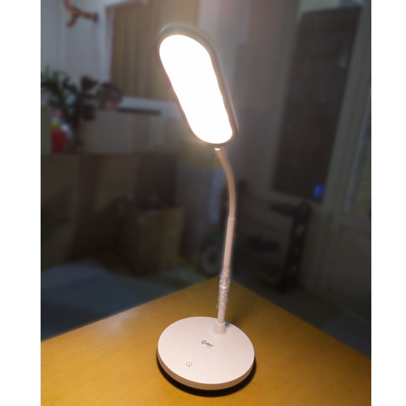 Đèn bàn sạc led CT175