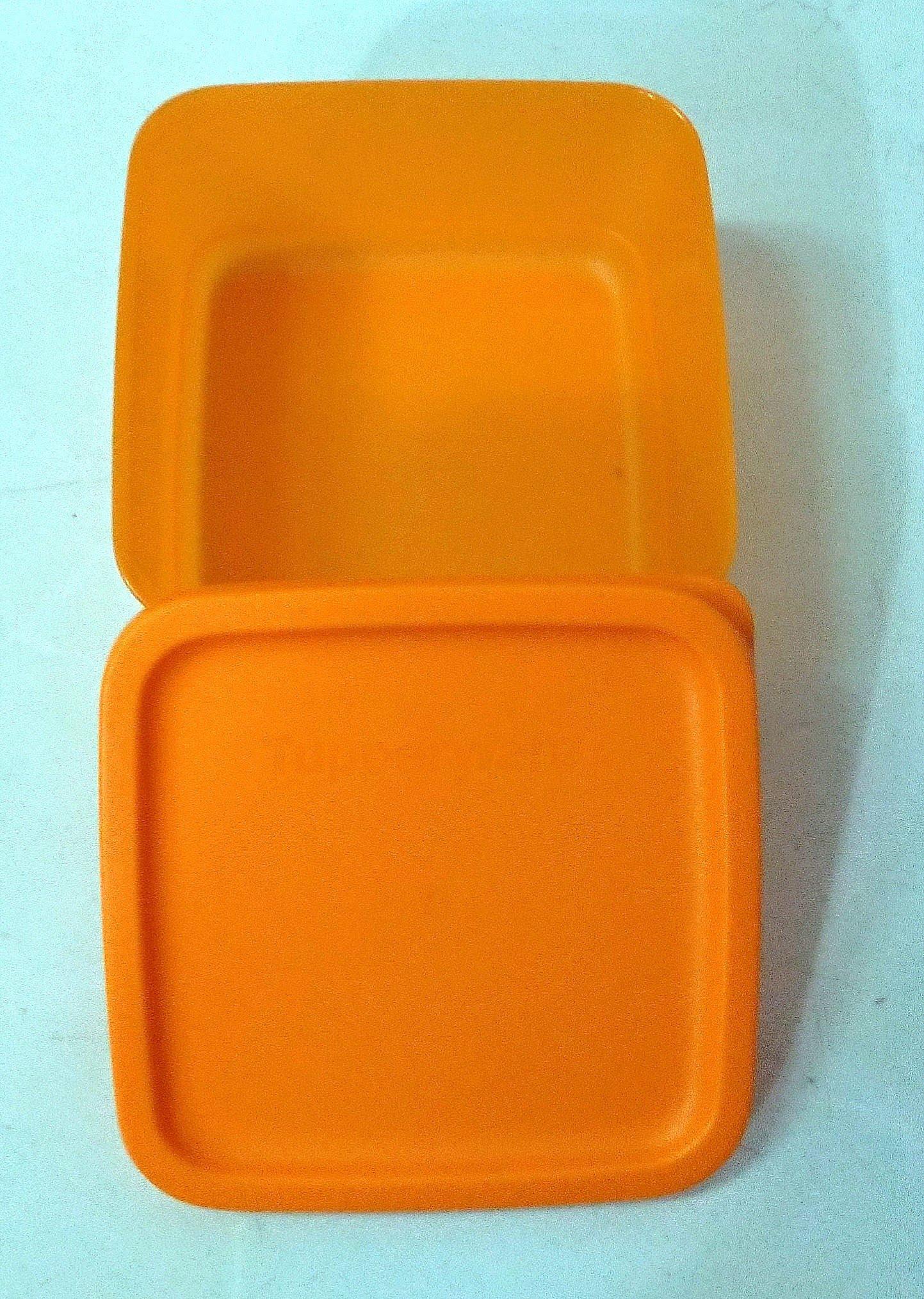 Hộp bảo quản thực phẩm Tupperware SQUARE ROUND USA (bộ 4 cái) nhập khẩu 650 ml