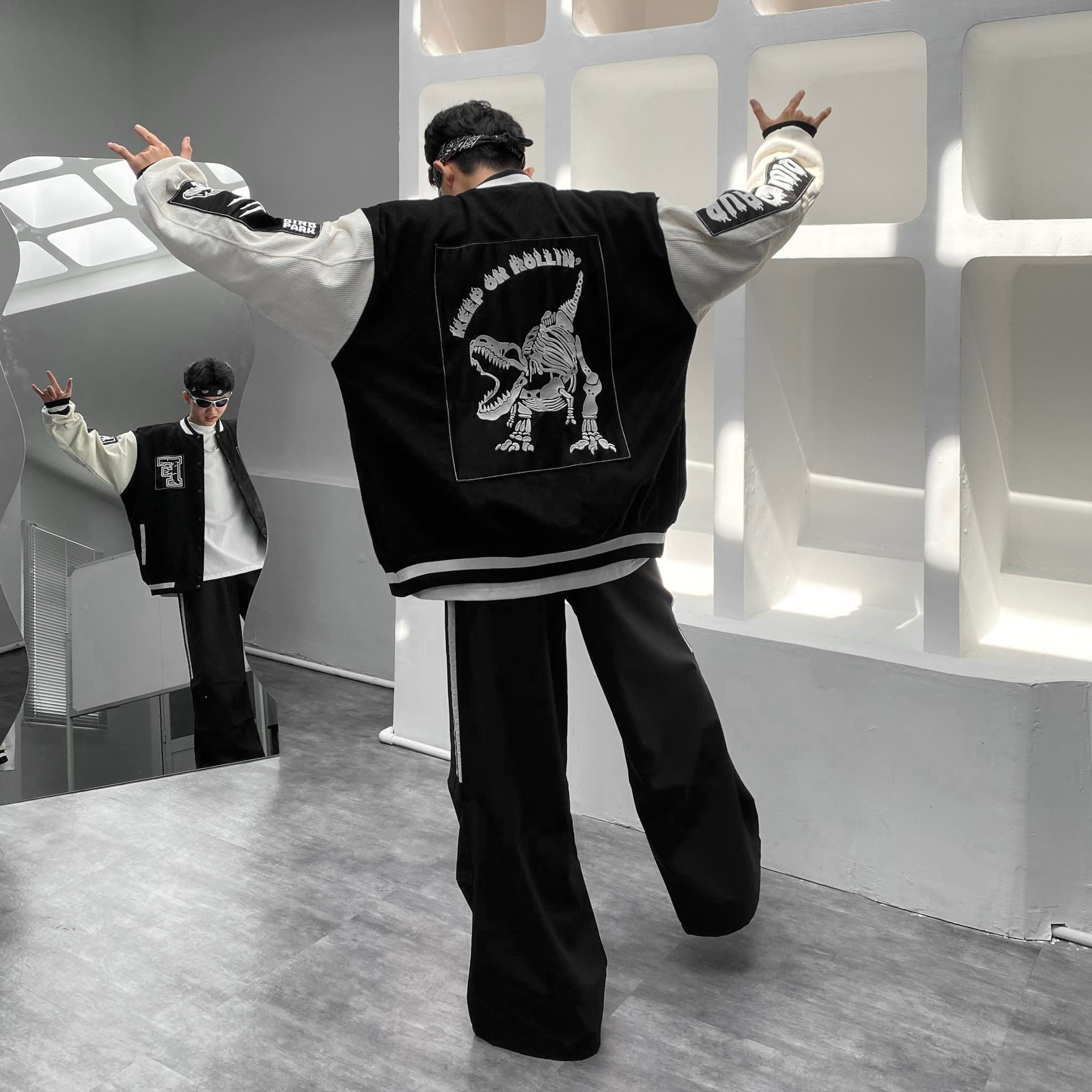 ÁO KHOÁC FF DINOSAUR VARSITY JACKET