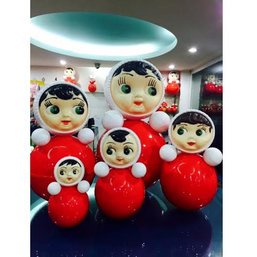Lật đật nhựa hình e bé gái số 5