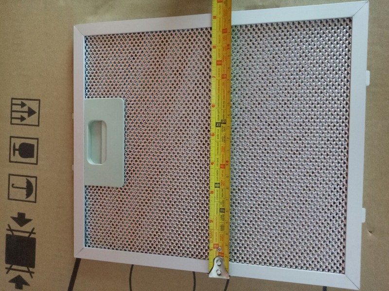 Lưới lọc mỡ máy hút mùi nhà bếp 23x26cm