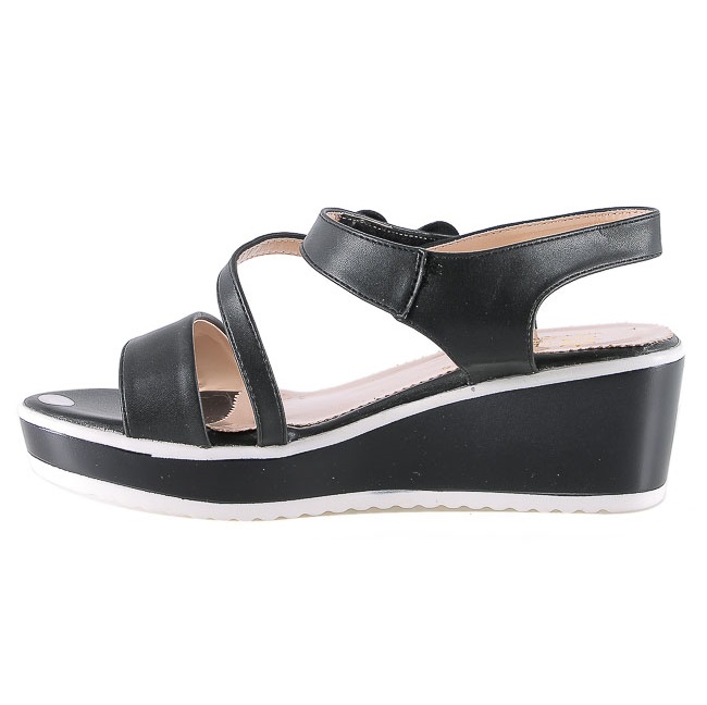 Giày sandal nữ màu đen HK7927