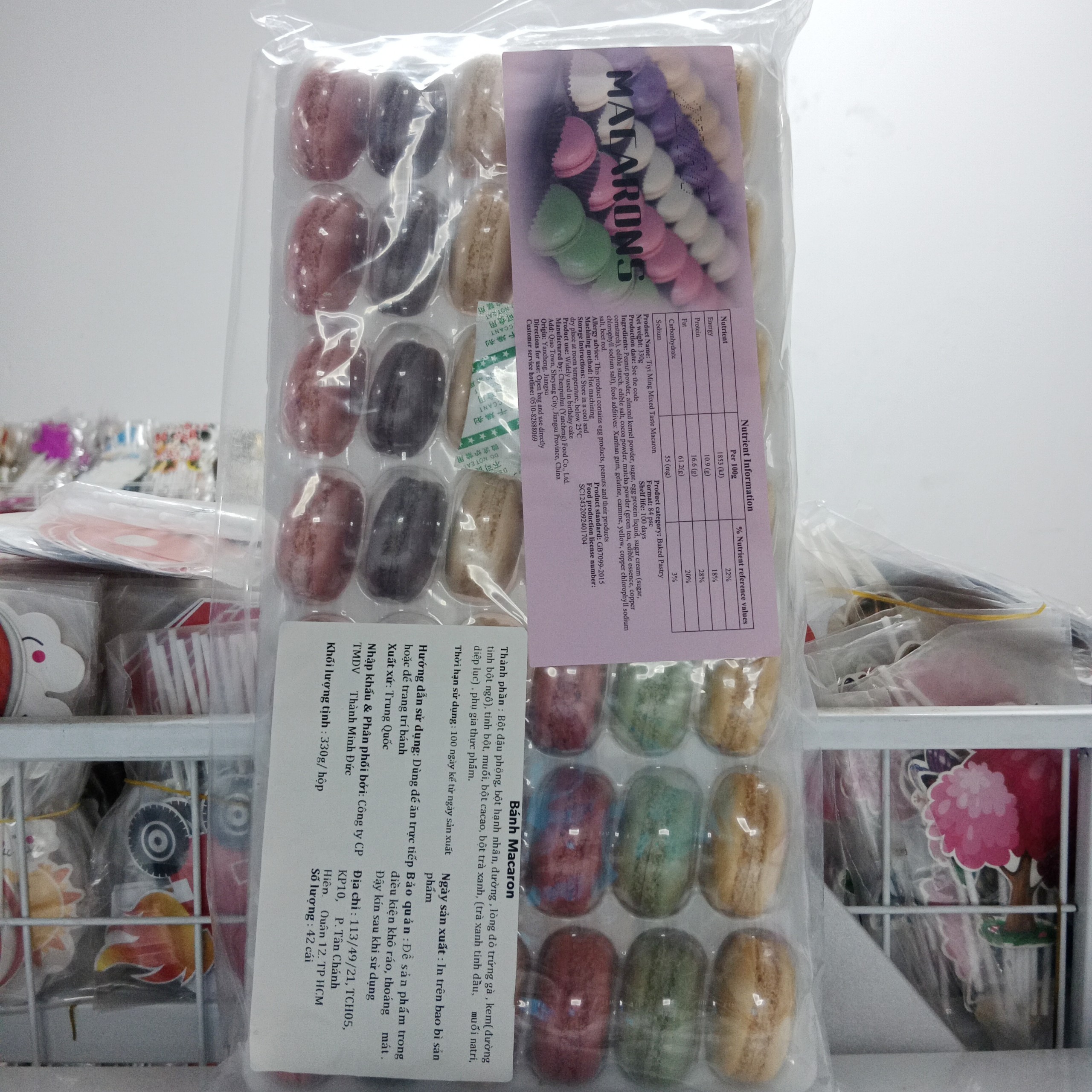Bánh Macaron mix màu