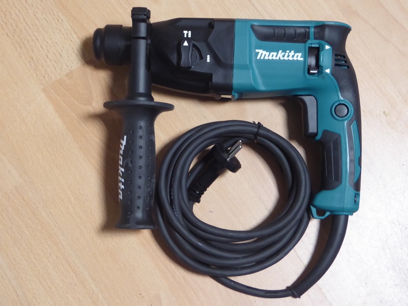 [Trả góp 0%]Máy Khoan Động Lực(18Mm) Makita HR1840J