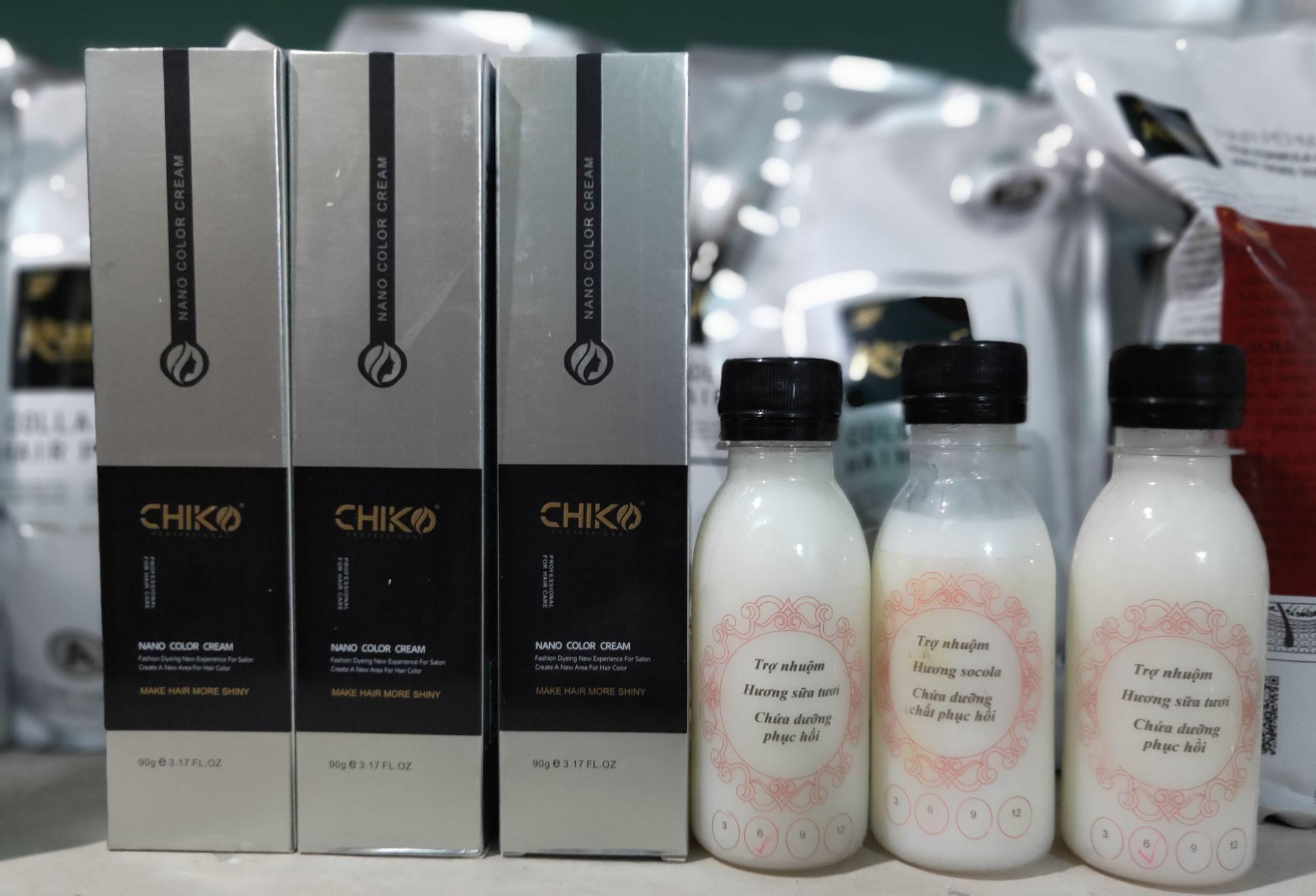 Nhuộm tóc màu Nâu Caramel (không tẩy tóc) (kèm trợ nhuộm và găng tay)