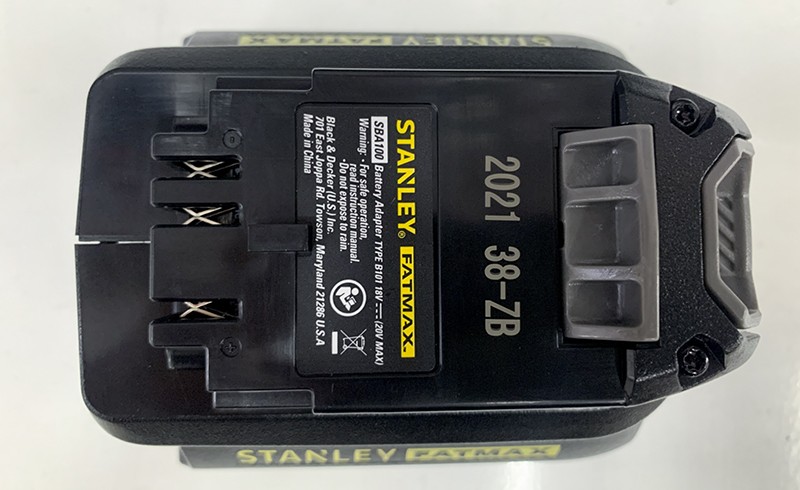 Đế chuyển pin 20V Stanley SBA100