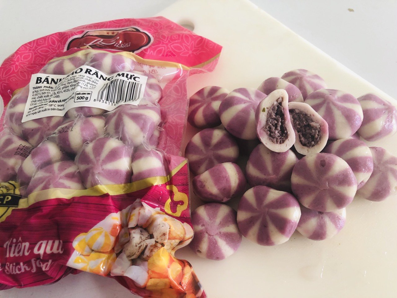 100g bánh bao răng mực Lacusina (màu tím) (6 viên)
