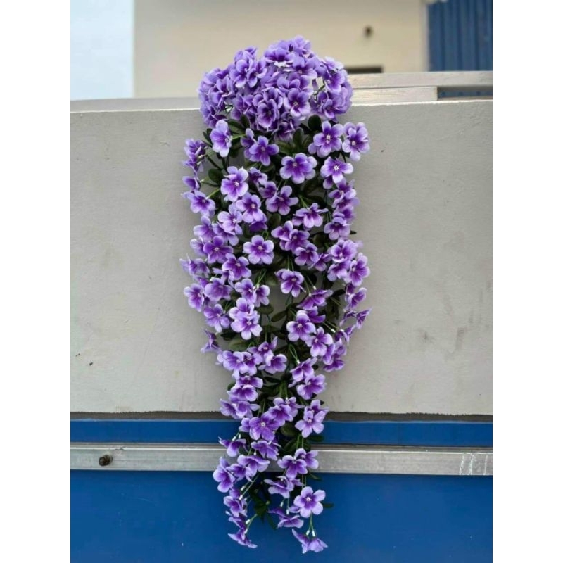 Chùm đỗ quyên treo tường . hoa vải hoa lụa cao cấp