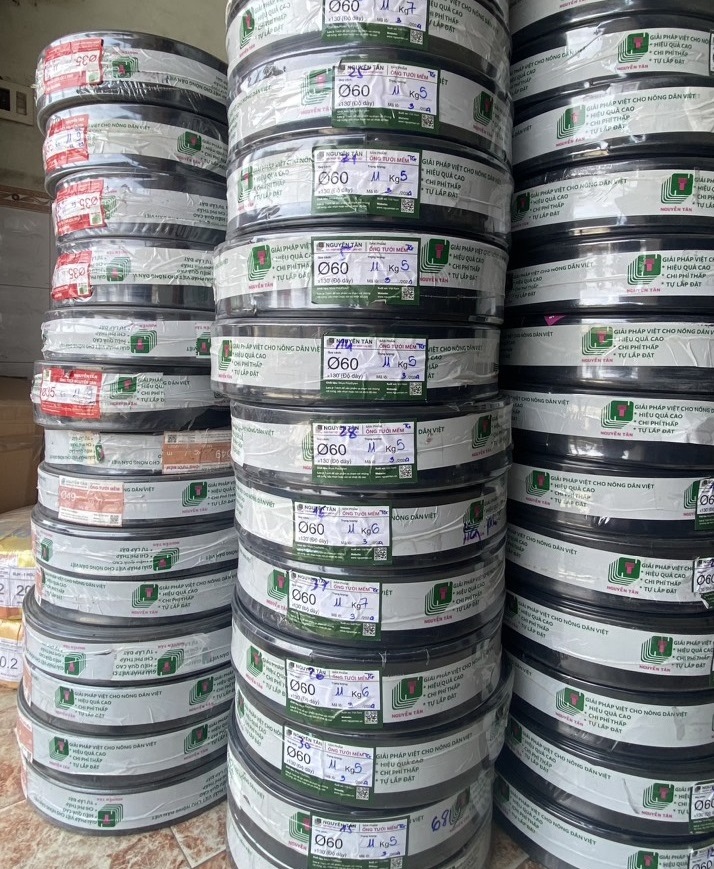 ỐNG PE XẸP NGUYỄN TÂN, PHI 60MM, DÀI 100M