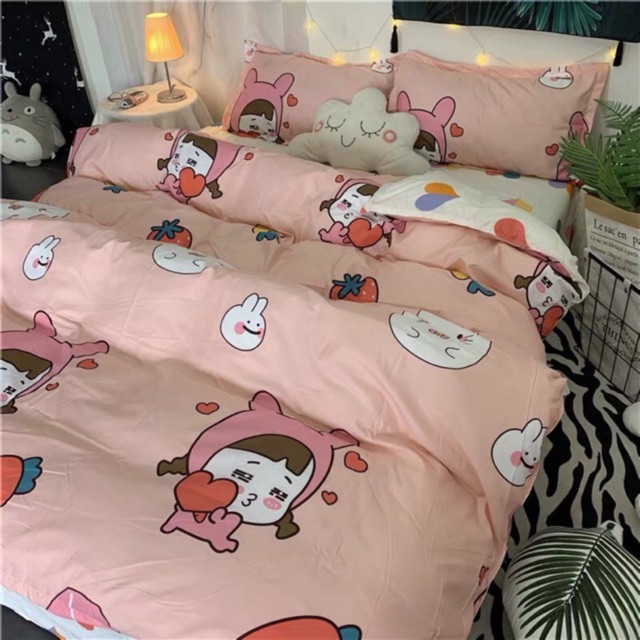Bộ Chăn Ga Gối Cotton Poly Em Bé Cà Rốt Hồng