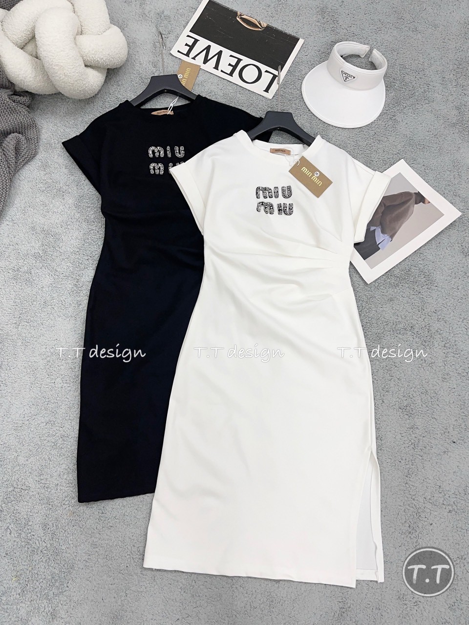 Váy dúm eo đính đá chữ miumiu