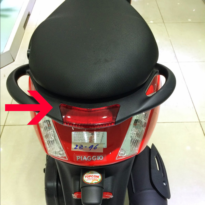 Nắp đèn hậu piaggio zip - chụp nắp đèn hậu xe zip
