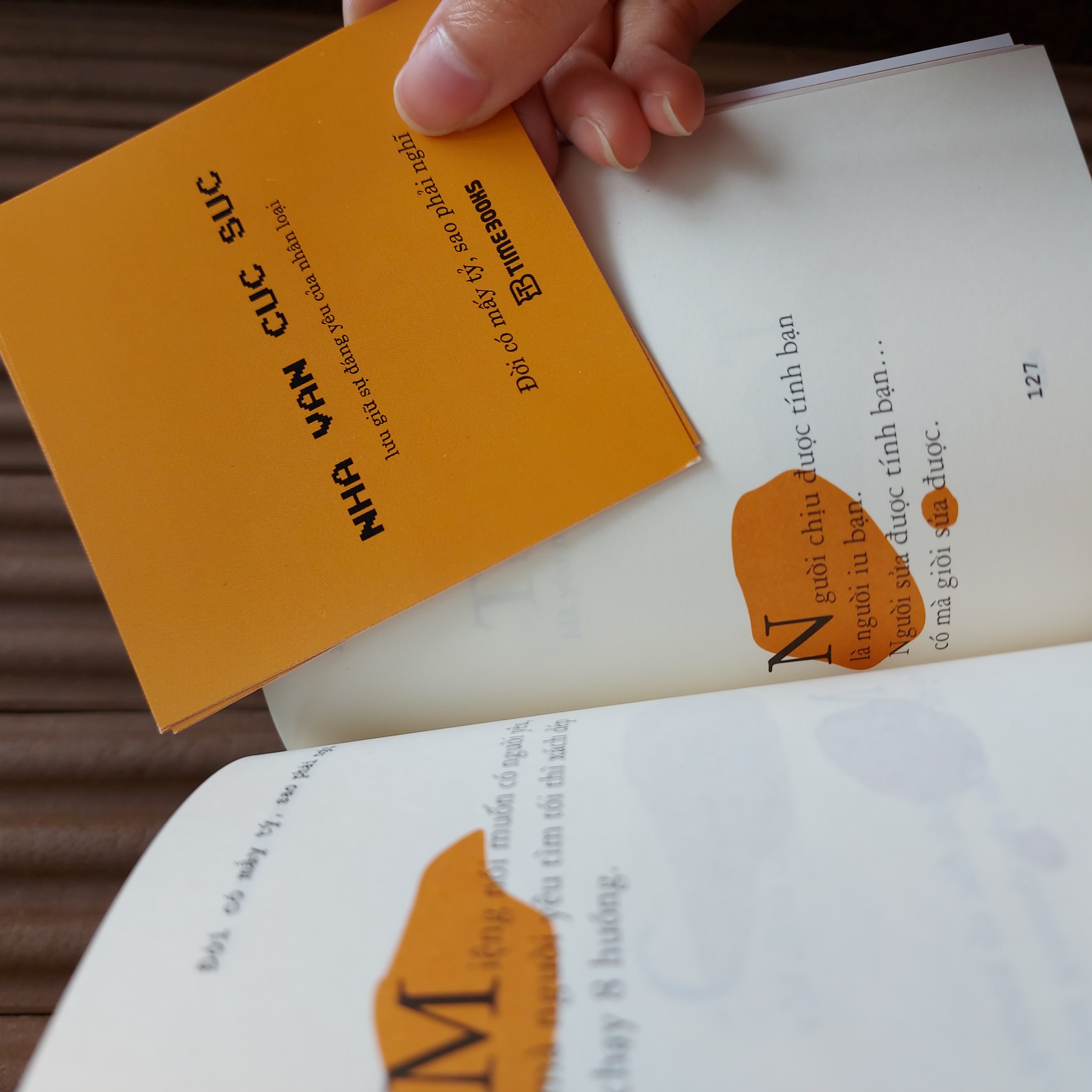 Timebooks - Đời Có Mấy Tý, Sao Phải Nghĩ
