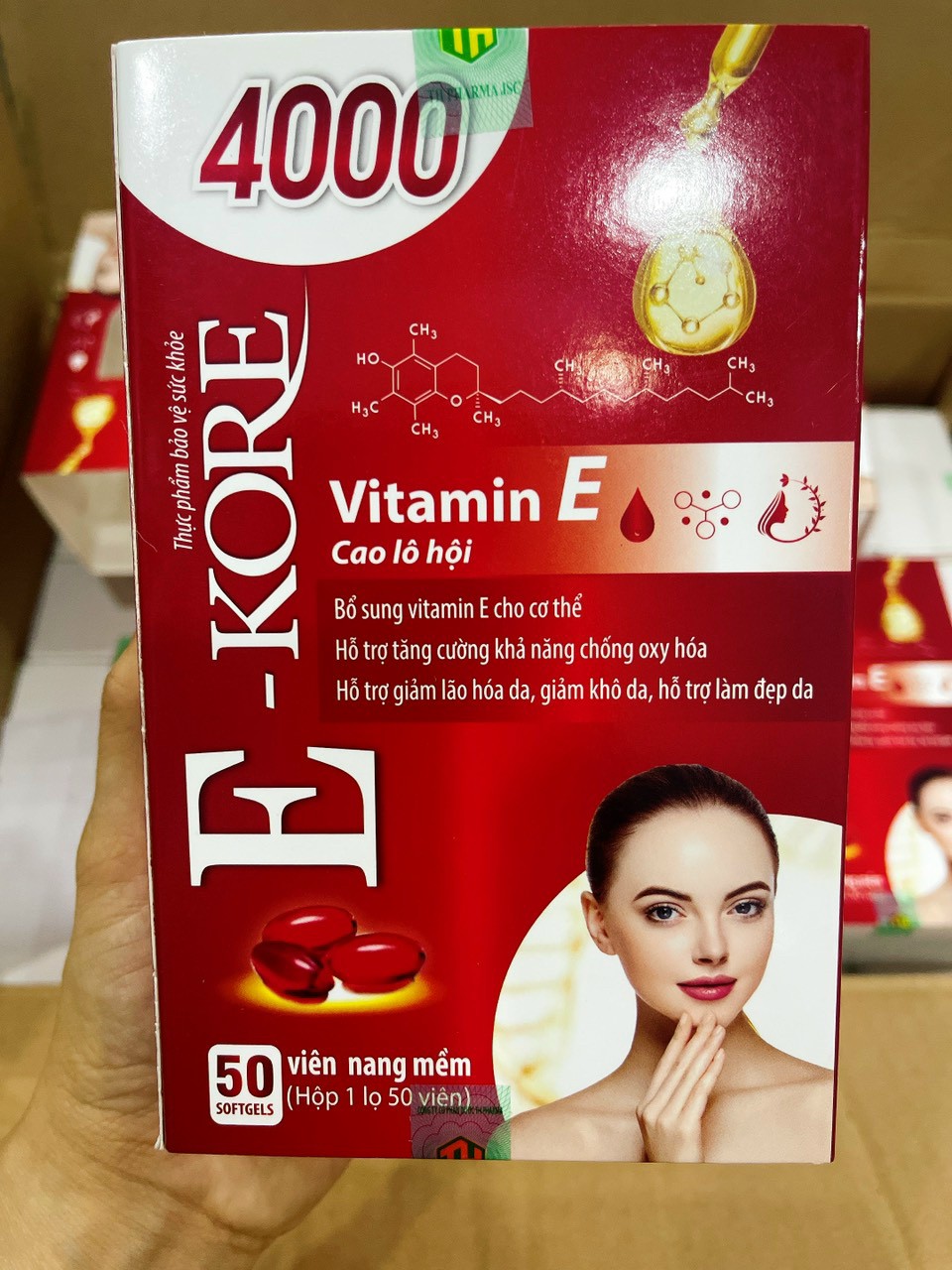 E kore 4000 E đỏ bổ sung Vitamin E chiết xuất từ lô hội chống oxy hóa, chống lão hóa da, bổ sung vitamin e,sáng da t