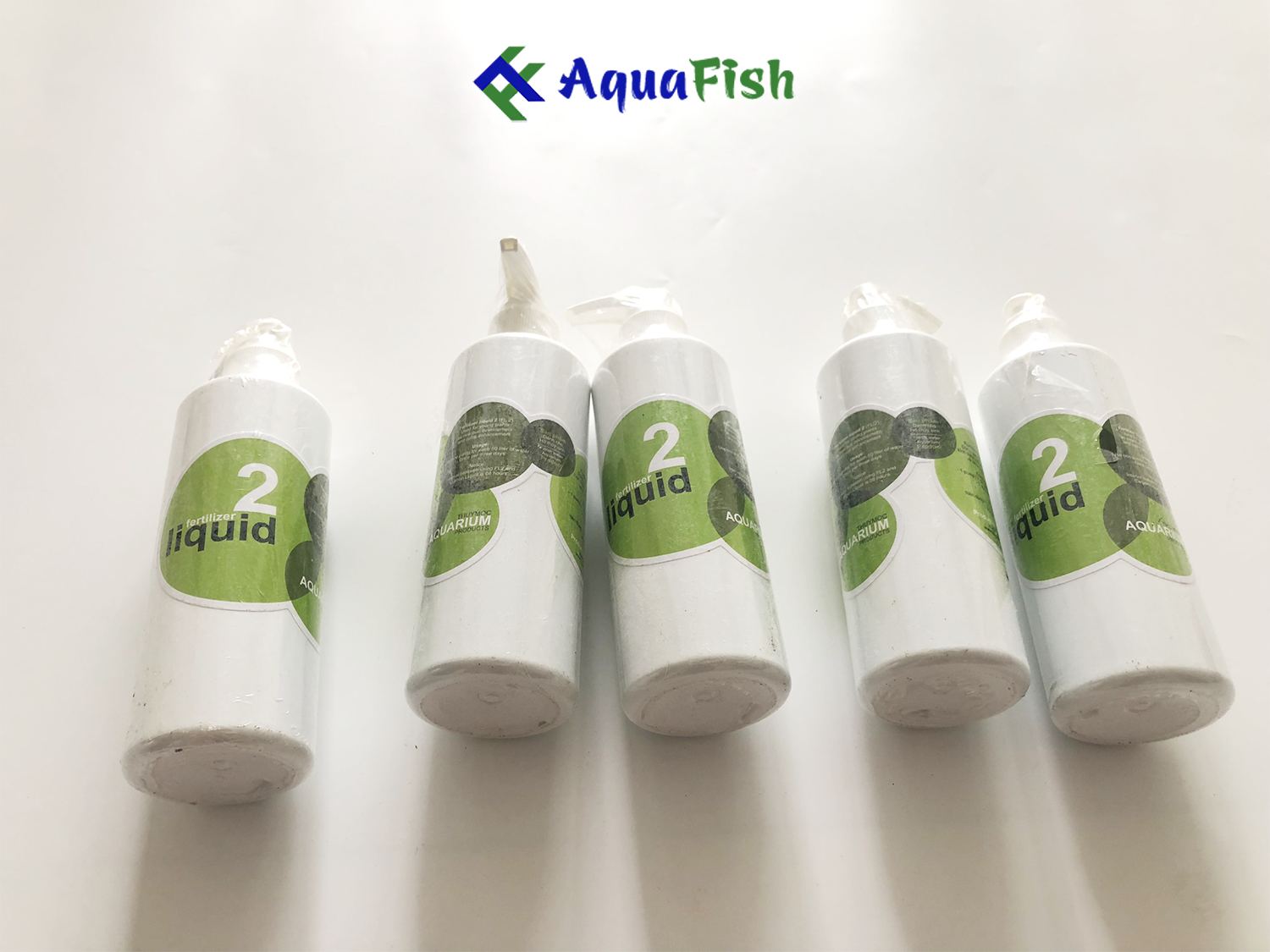 Phân nước dùng cho cây thủy sinh Fertilizer Liquid 2 lọ 250ml (giúp cây ra rễ ổn định, phát triển chồi non, tăng cường màu sắc)