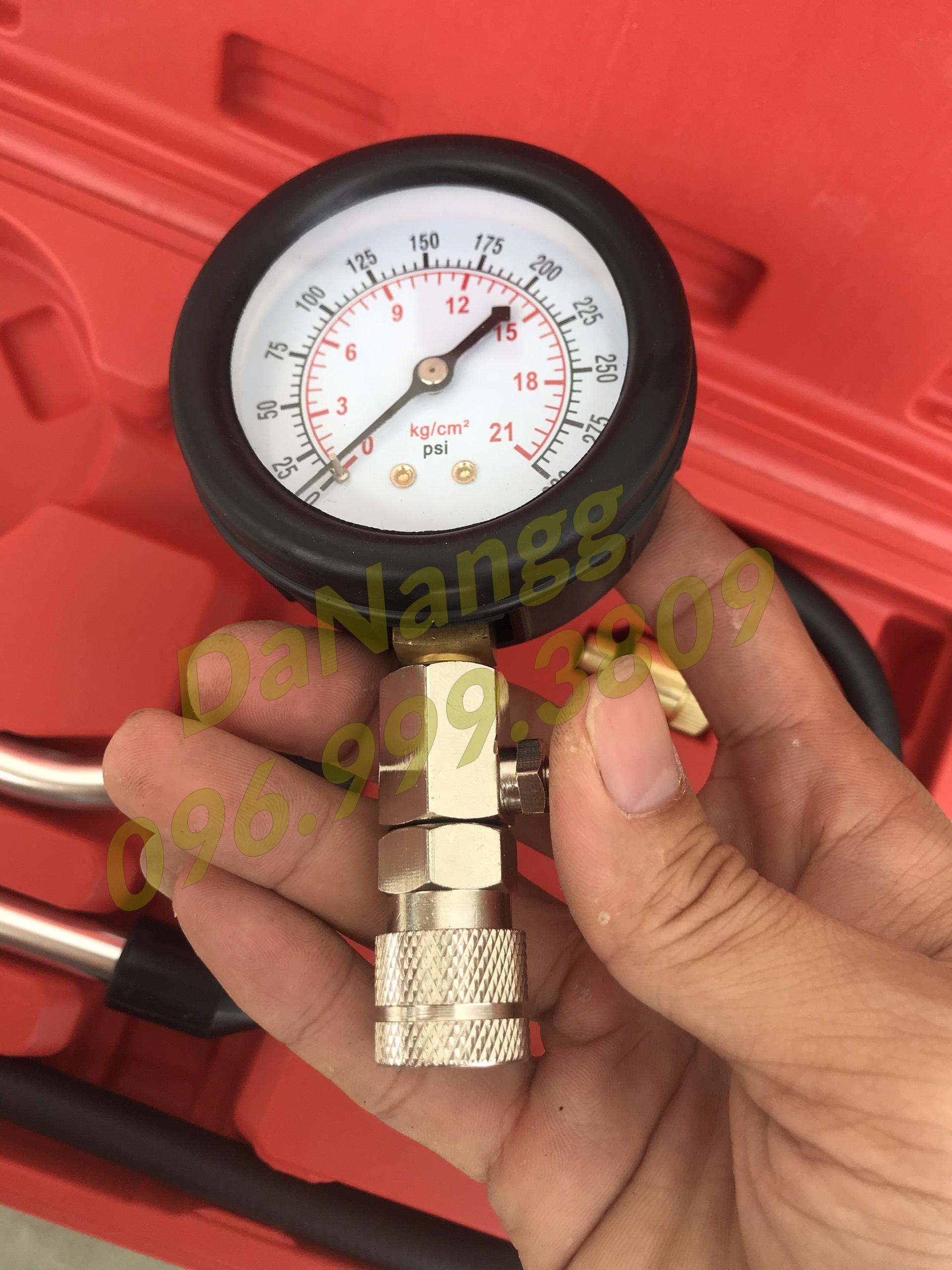 Bộ đồng hồ đo áp suất buồng đốt động cơ đốt trong