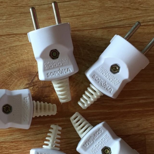 2 Phích cắm siêu chịu tải 3000W