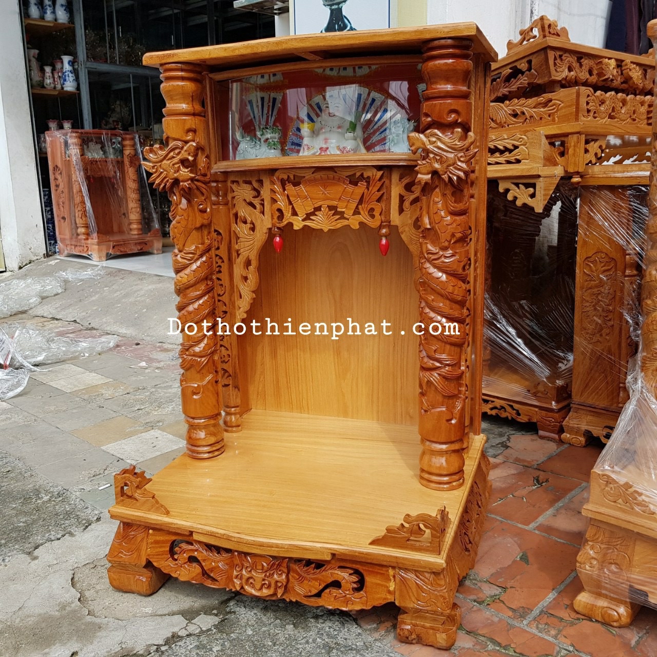 [Trả góp 0%] Bàn thờ thần tài ông địa gỗ căm xe mặt gỗ gõ đỏ ngang 60 cm hộp đèn