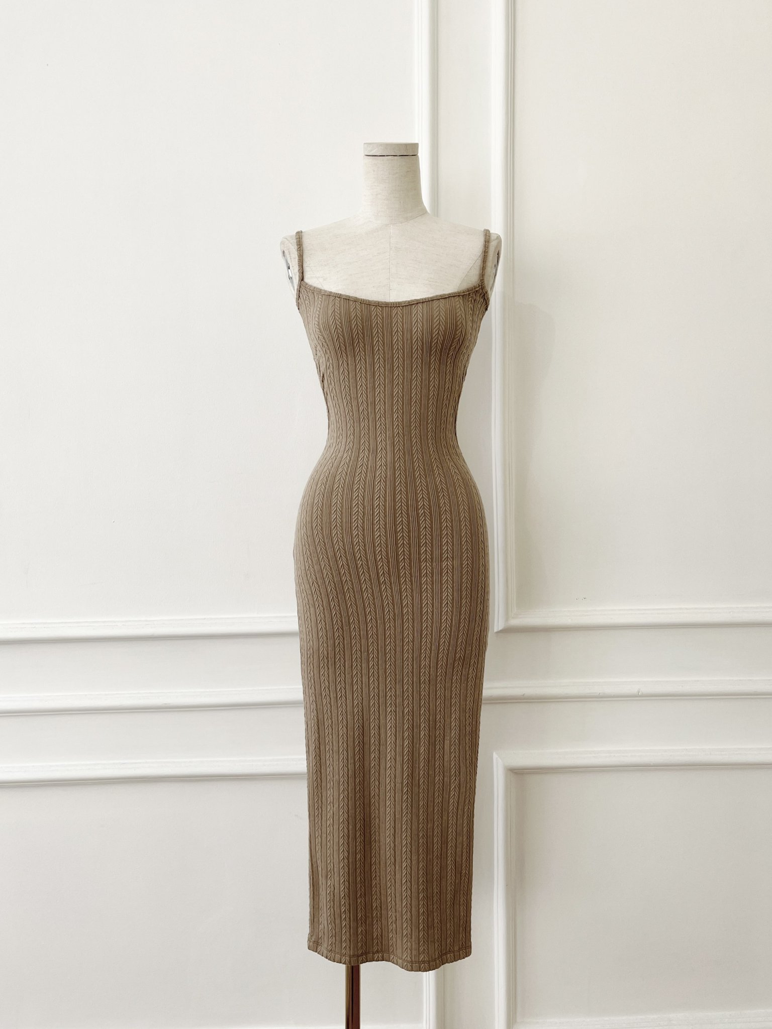 [Ảnh thật] Đầm thun body 2 dây cut out eo sexy