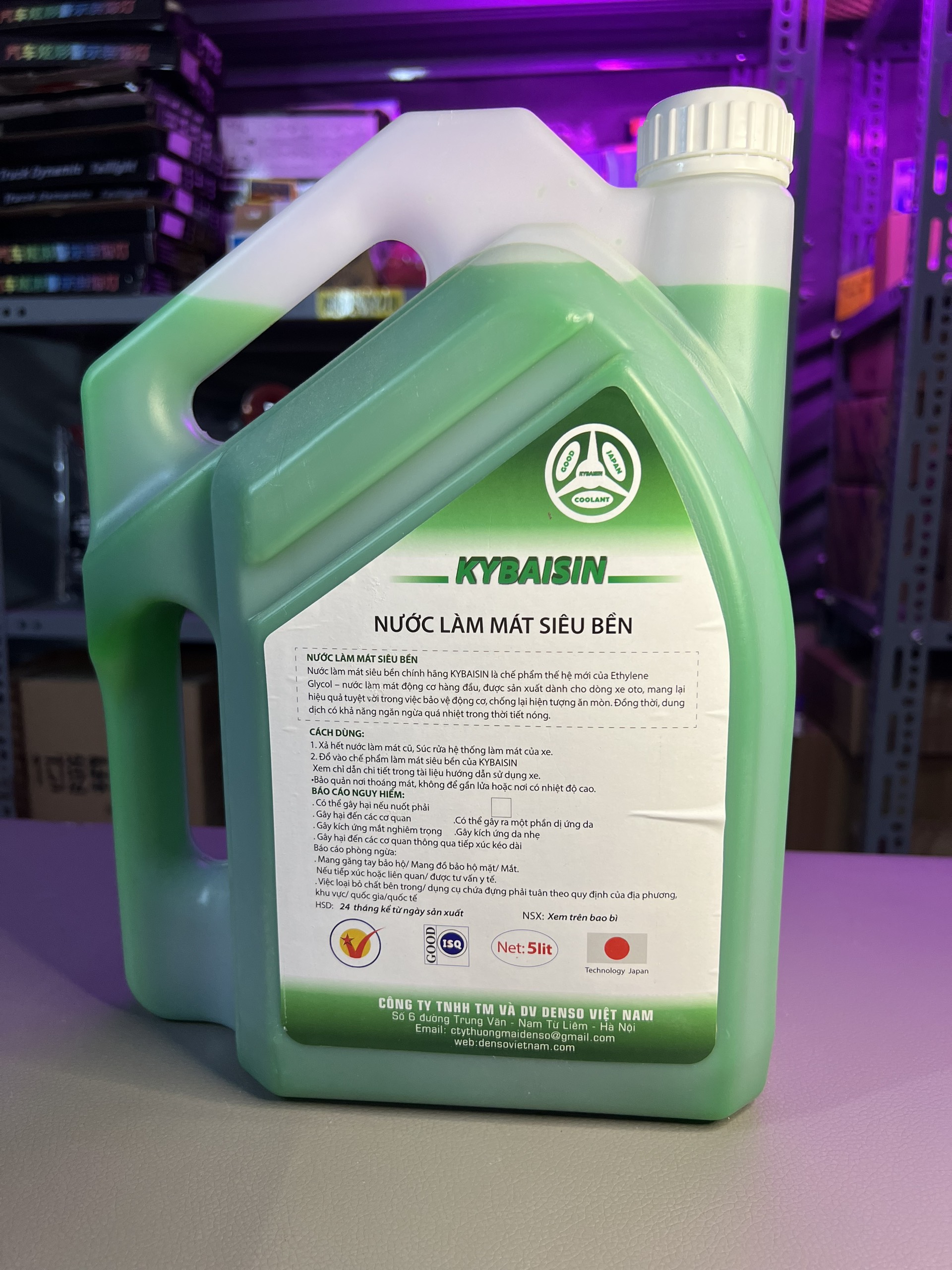 Nước xanh can 5 lít làm mát ô tô