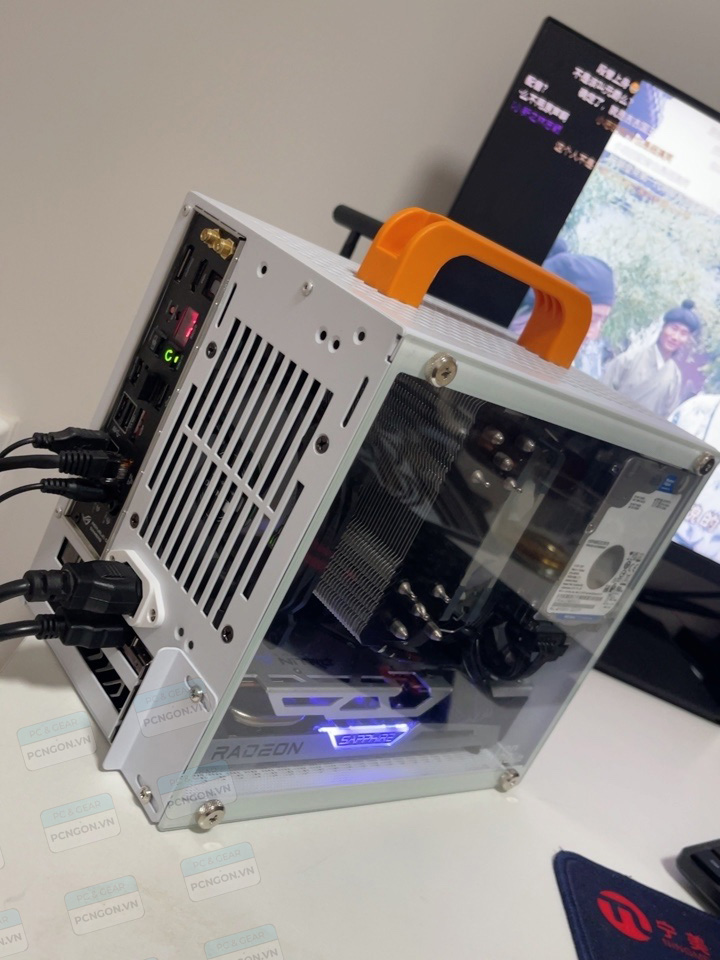 [PCNGON] SGPC K66 mini ITX computer case