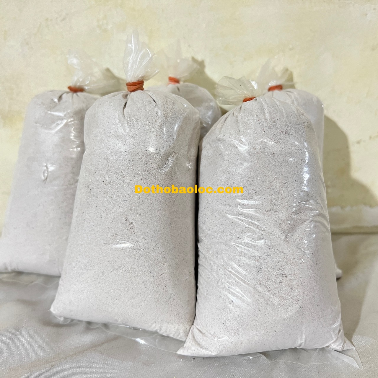 Cát trắng sạch dùng để bỏ lư hương thờ cúng 400g/1 bịch