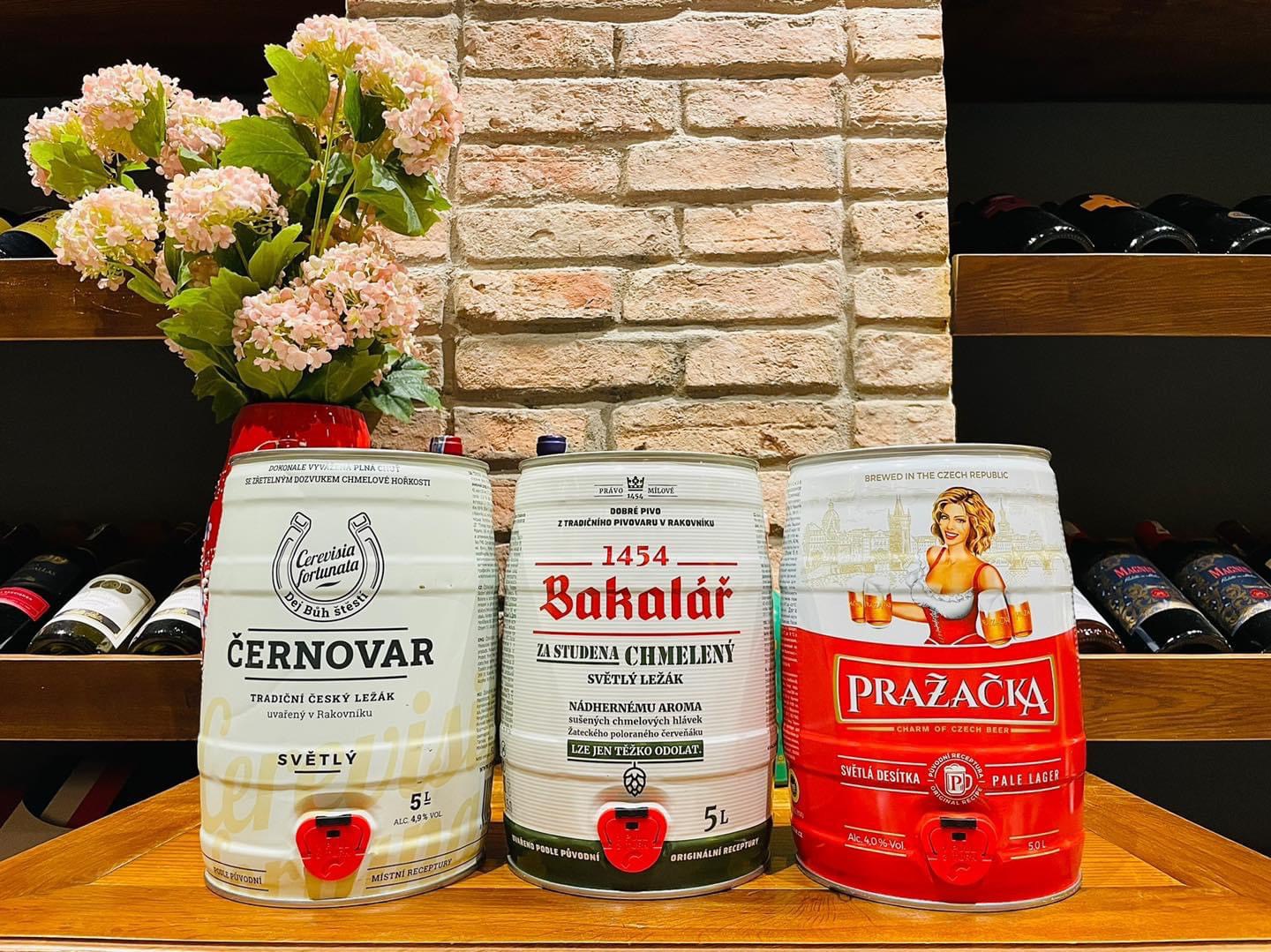 Bia Cernovar Lager 4.9% Tiệp – Bom 5 Lít