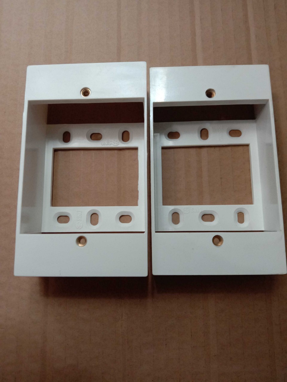 Combo 3 Đế nổi cao hoặc thấp(SINO)