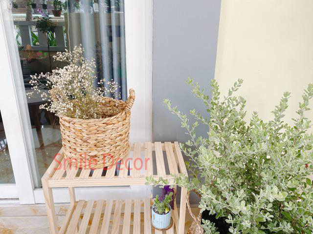 Round hyacinth basket with handles