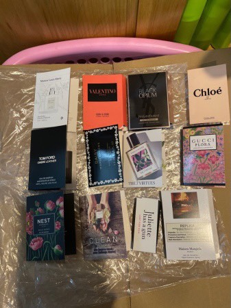 Nước hoa mini 12 chai - Set quà tặng Sephora