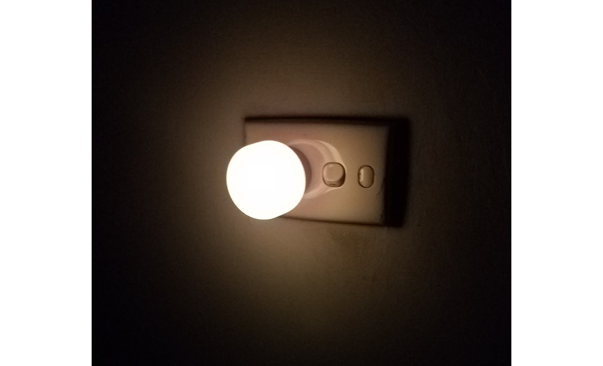 Đèn Led bật tự động LONGITUD IKEA - đèn ngủ