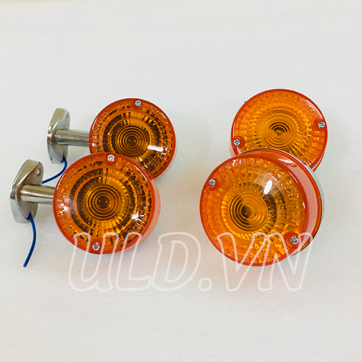 [HCM]ĐÈN XI NHAN TRƯỚC SAU XE 81
