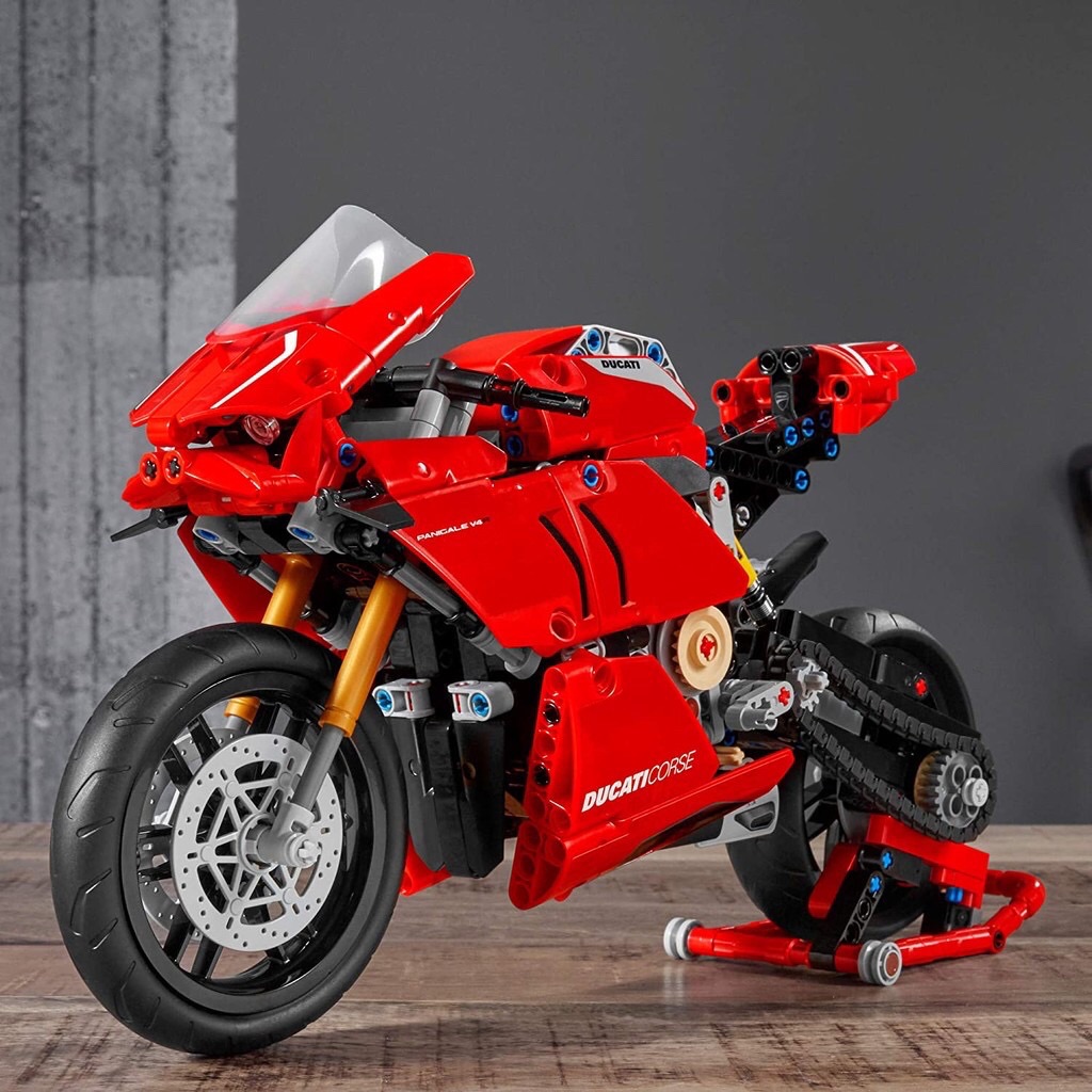 HCMMô hình xe mô tô Ducati V4R - MixASale