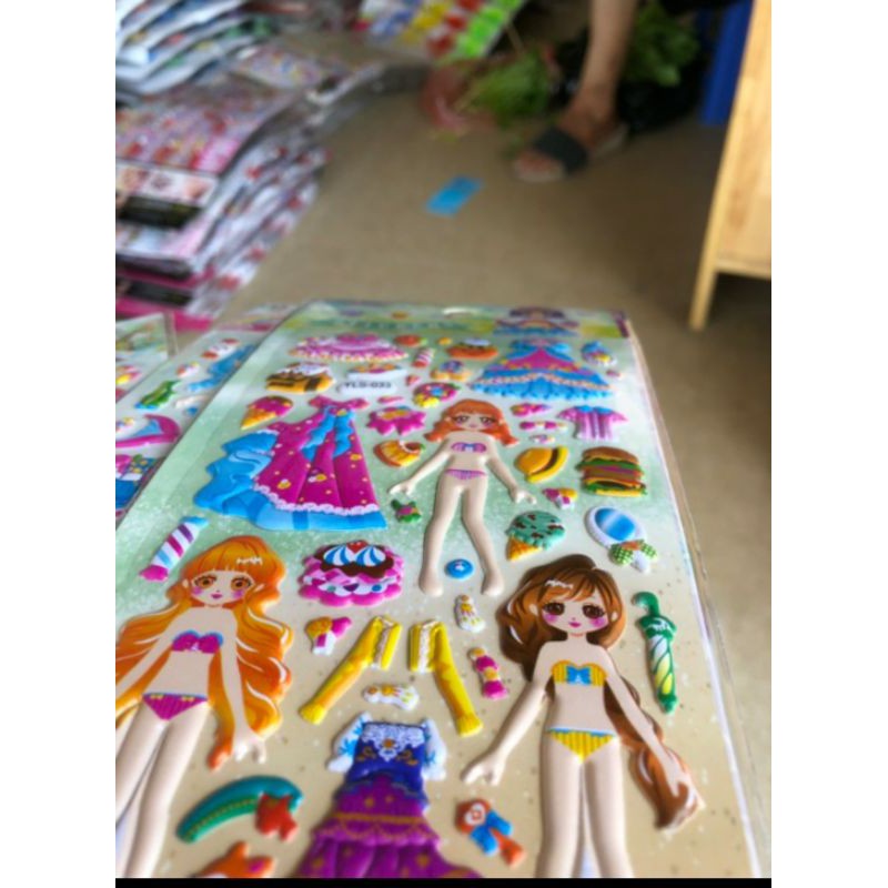 STICKER DÁN NỔI HÌNH CÔ GÁI THỜI TRANG