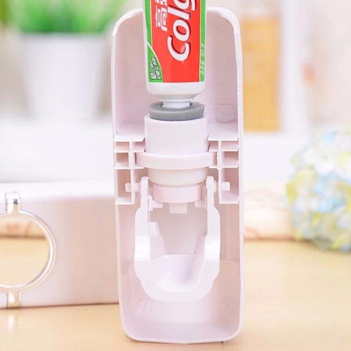 Dụng cụ lấy kem đánh răng tự động