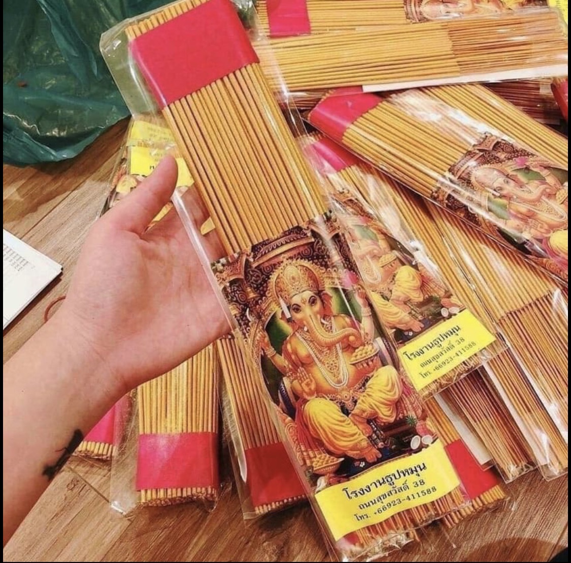 ?? nhang voi xoắn đồng xu thái lan ??
