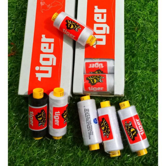 Lố 10 cuộn chỉ tiger màu đen trắng loại 400m