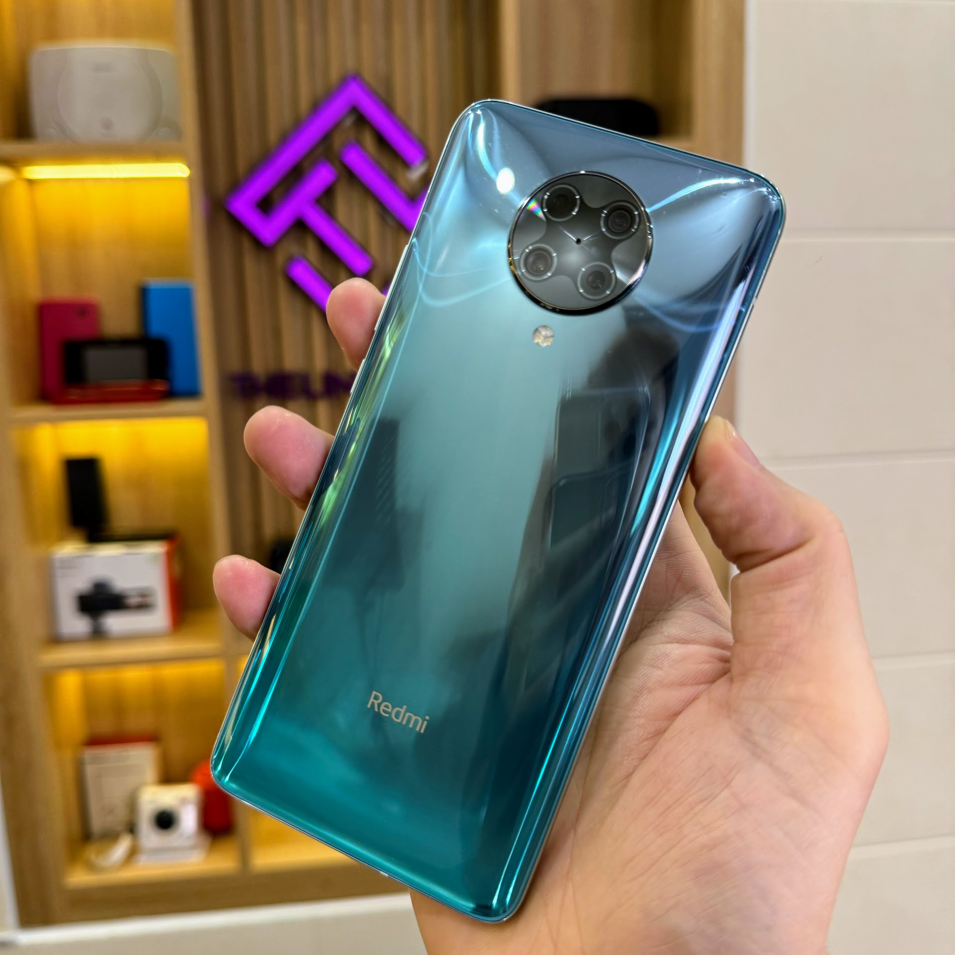 Xiaomi redmi k30 ultra screen amoled 120hz-dimensity 1000 ram + 8g 128g