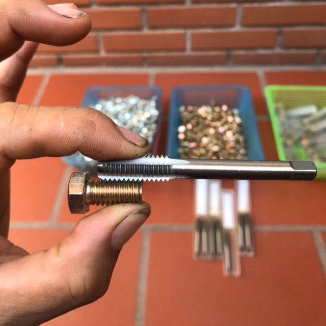 Ốc Dàn Để Chân 9Ly Số Lượng  20 Ốc 9Ly
