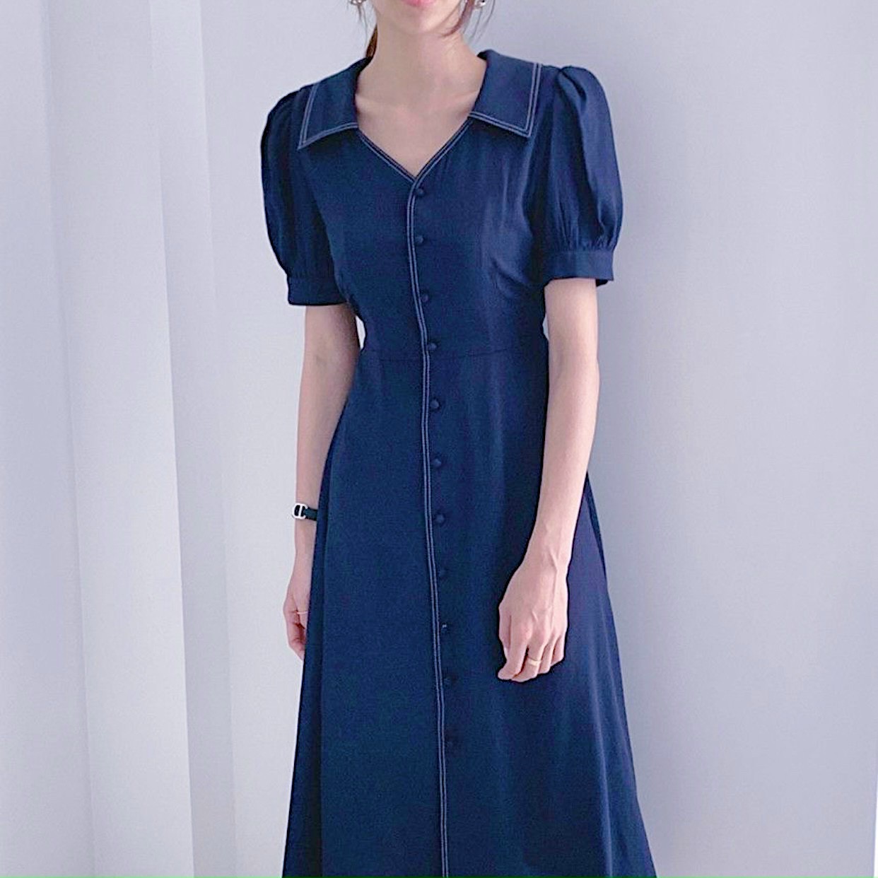 Đầm xanh cổ sơ mi viền trắng