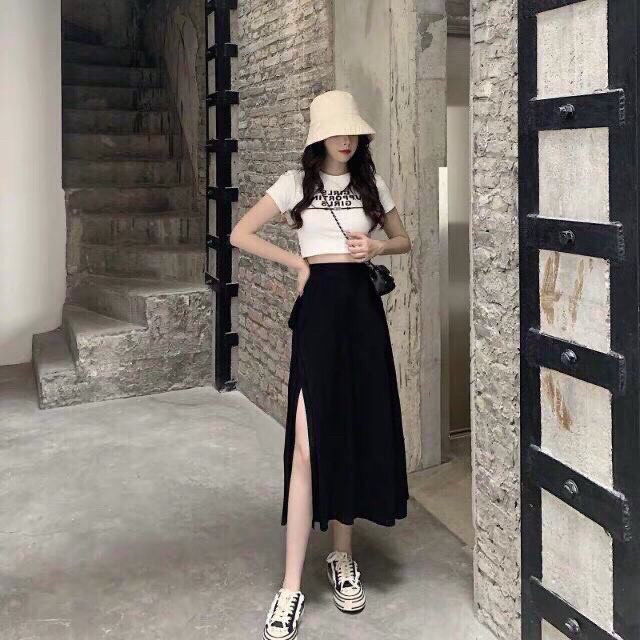 [HCM]SET CHÂN VÁY ĐEN XẺ TÀ PHỐI ÁO CROPTOP ÔM BODY SIÊU HOT TB