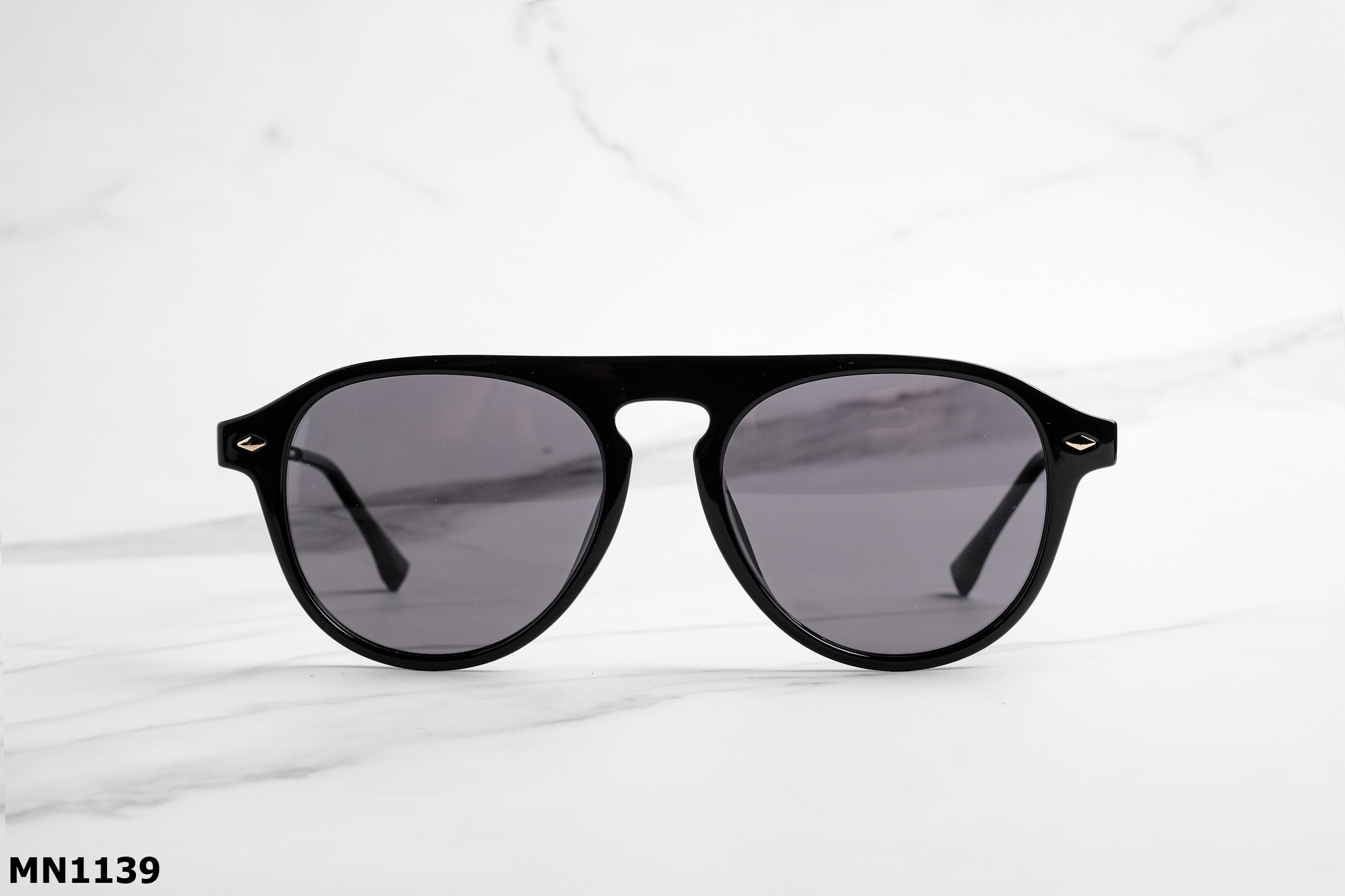 Kính mát nhựa shady unisex mn1139