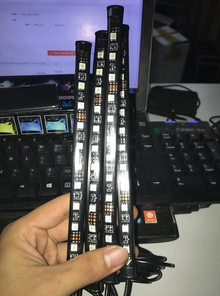 Đèn led gầm ghế ô tô 12 Chip Led