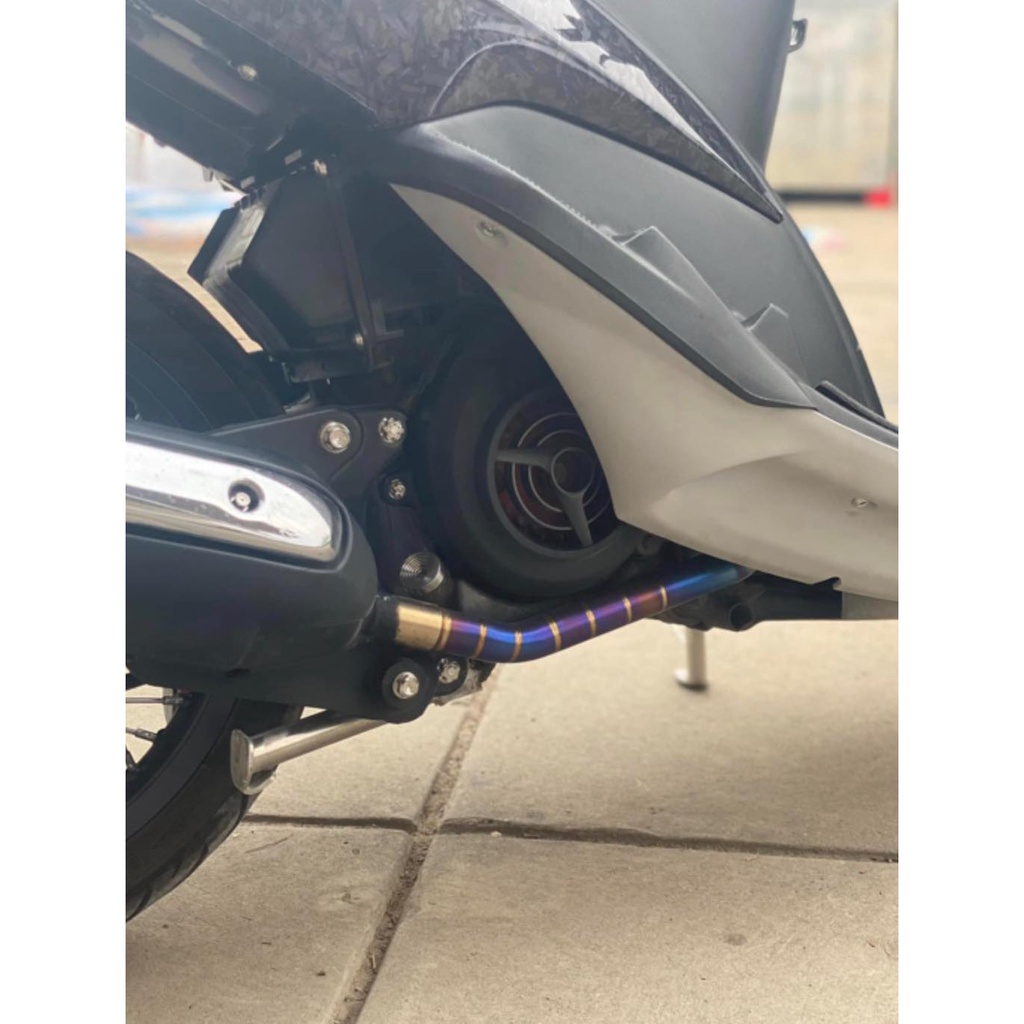 (Mio 110cc) Cổ pô Ptitanium Titan gắn Mio110