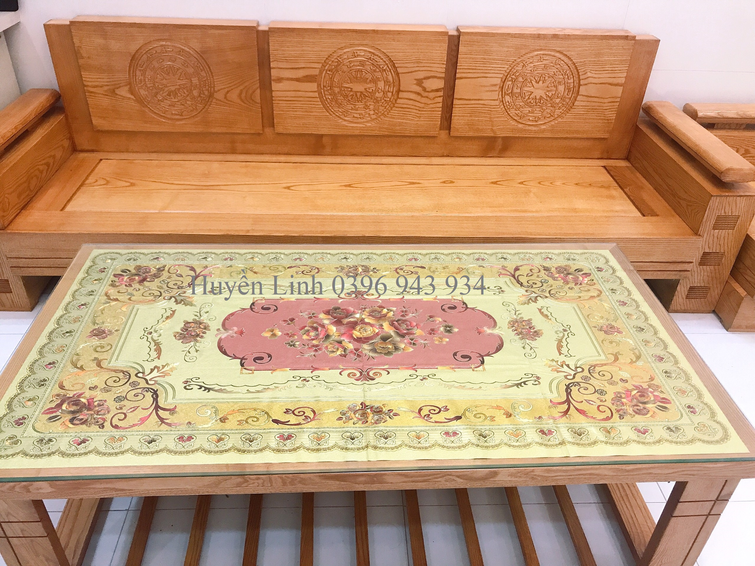 Khăn trải bàn 3D hoa văn đẹp mắt 60*120cm