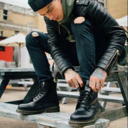 Giày Bốt Cổ Cao Dr Martens