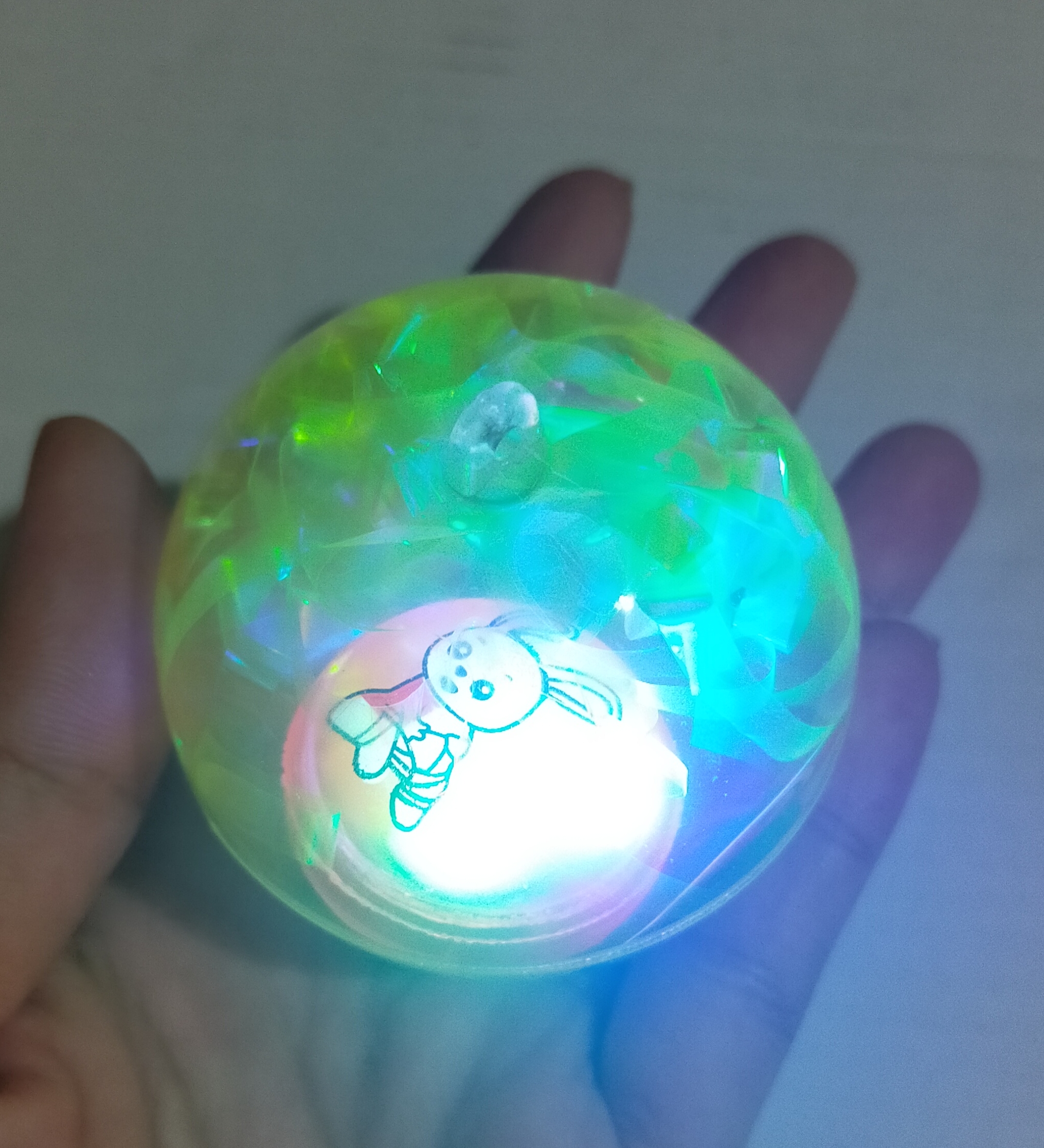 [HCM]Bóng nẩy phát sáng to