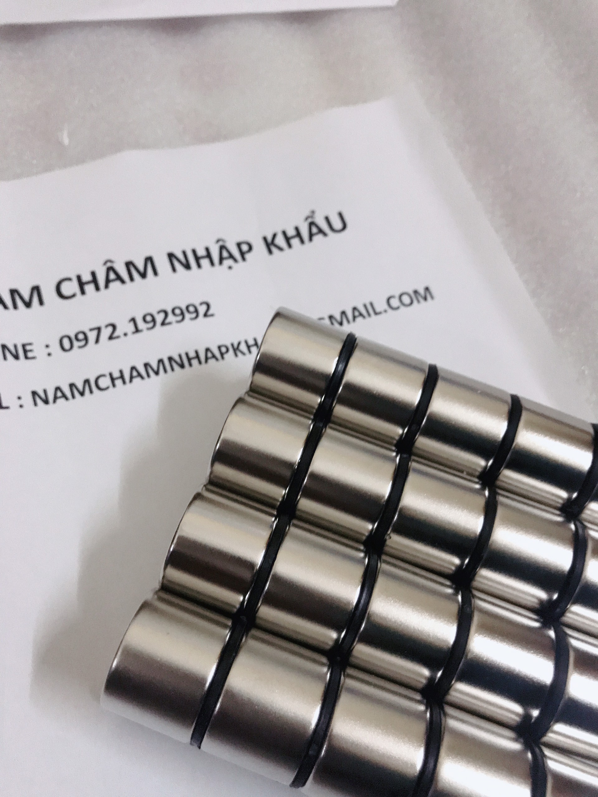 Nam châm đất hiếm 20x15mm